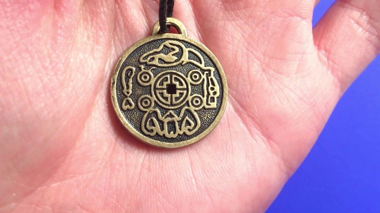 amuleto imperial para boa sorte e riqueza